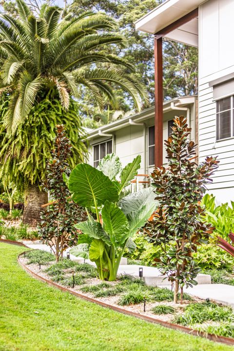 Earth Creation Landscapes – Doonan Residential Landscaper